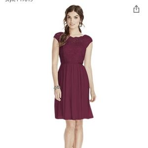 F17019 david's bridal wine bridesmaid size 8